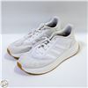 Image 1 : ADIDAS WHITE SHOES SIZE 9
