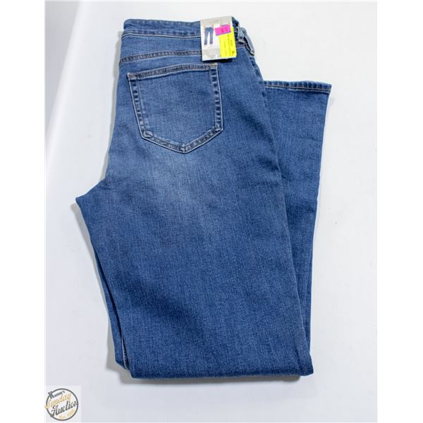 NEW LOFT MR BOOCUT JEANS SIZE 10