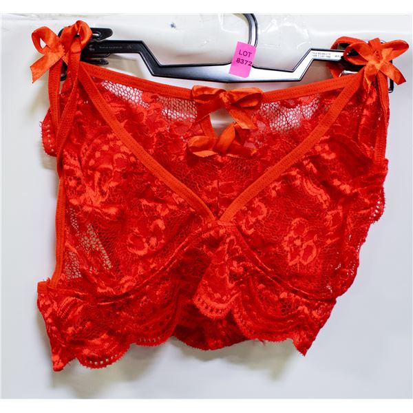RED LACY BRA AND PANTIES SET SIZE UNKNOWN