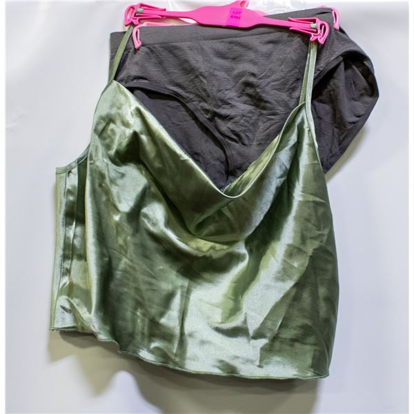 PANTIES AND SILK CAMI SET SIZE UNKNOWN