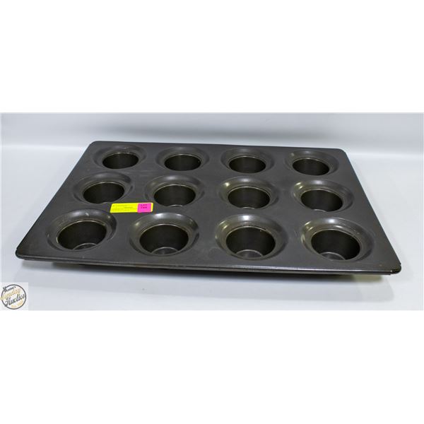 COMMERCIAL 12 CUP JUMBO CROWN NON STICK