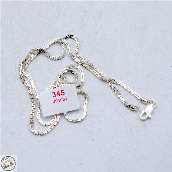 SILVER NECKLACE LENGTH 22 INCHES WEIGHT 7.6G