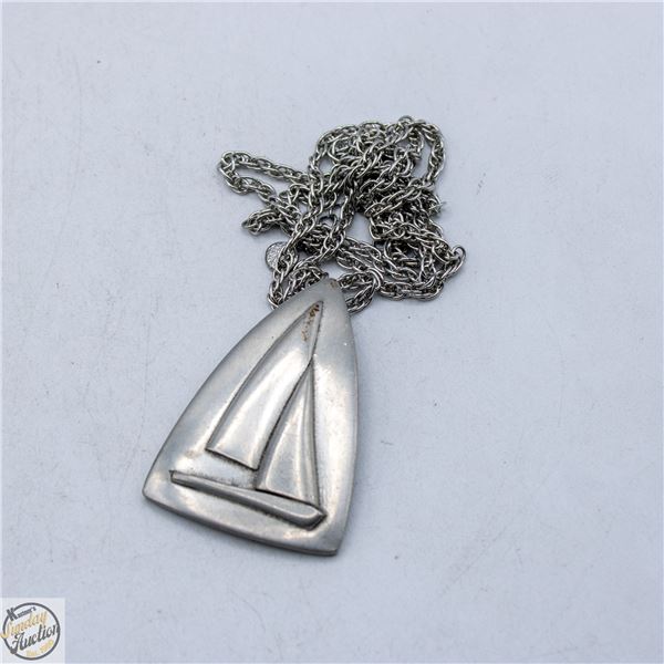 VINTAGE AITKENS FREDERICTON SAILSHIP PENDANT &