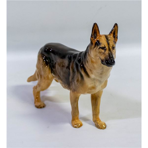 ROYAL DOULTON FINE BONE CHINA