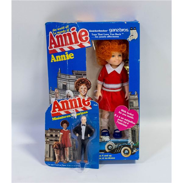 VINTAGE 1982 (UNOPENED BOX)