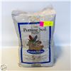 Image 1 : 5 BAGS 5 L EACH OF POTTING SOIL