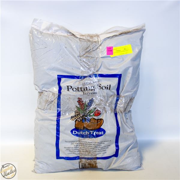 2 BAGS 10 L EACH OF POTTING SOIL