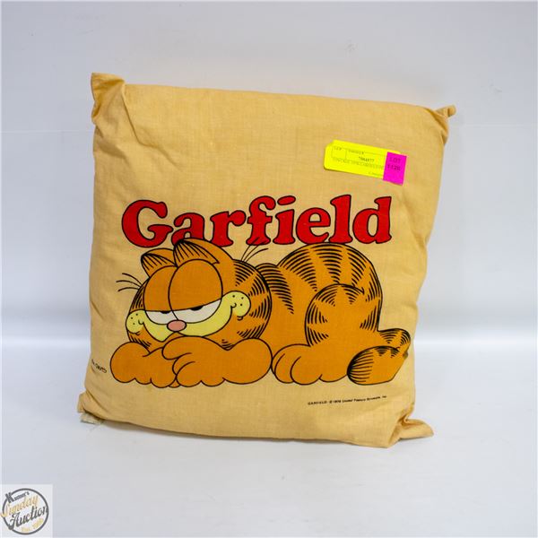 VINTAGE 1978 GARFIELD PILLOW