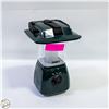 Image 1 : DORCY CAMPING WIND UP LAMP GREEN