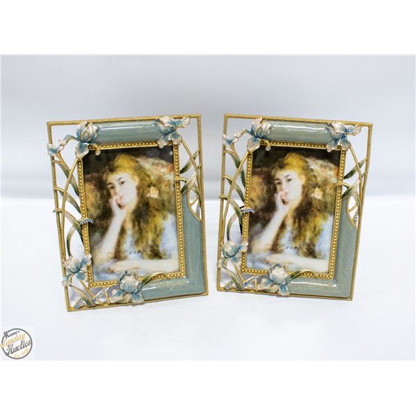 PAIR OF JAY STRONGWATER ORNATE FLORAL MOTIF ENAMEL