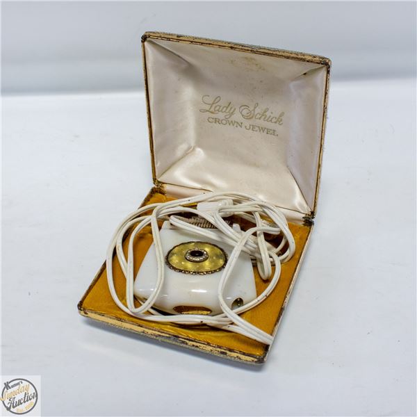 LADY SCHICK CROWN JEWEL ELECTRIC RAZER MODEL 110