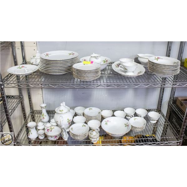 82 PC ROYAL VIENNA POLAND CHINAWARE