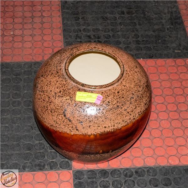 EARTHENWARE MOCHA/CHOCO ROUND VASE