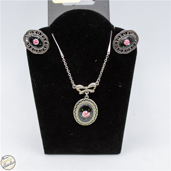 VINTAGE HAND PAINTED ROSE PENDENT ON CHAIN