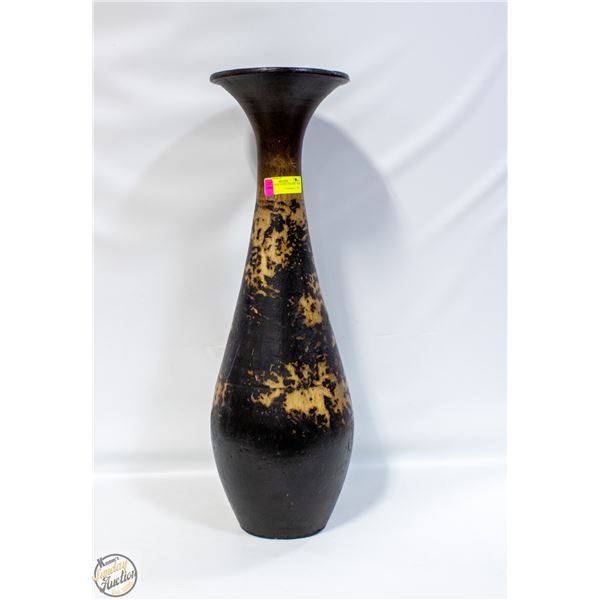 WOOD CARVED LOOK CERAMIC VASE 28"