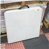 Image 1 : FOLDING TABLE 50 X 24