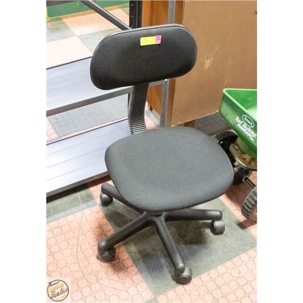 OFFICE CHAIR- ADJUSTABLE & SWIVEL