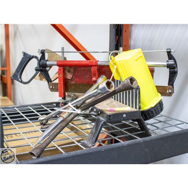 TOOLS, MITRE-SAW JIG, AND 2X MITRE SAWS