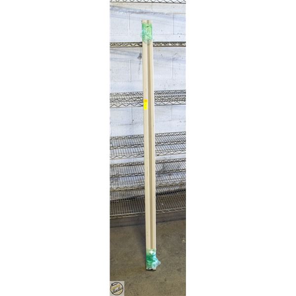 LEVELOR BLIND 70 INCHES WIDE