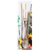 Image 1 : LOT OF YARD TOOLS