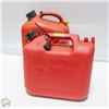 Image 1 : LOT OF 2 GAS CANS