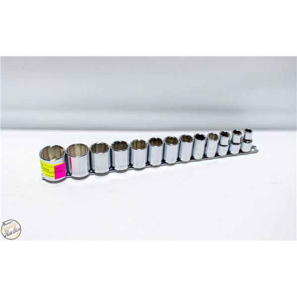 13 CRAFTSMAN 12 POINT SOCKET SET METRIC