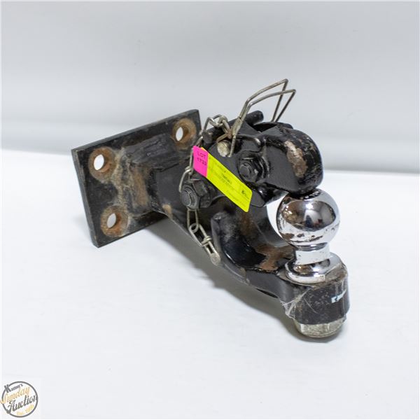 PENTAL TRAILER HITCH