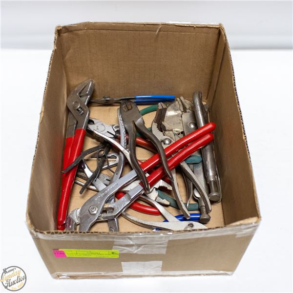 LOT OF VARIOUS PLIERS AND SNIPS AND VISE GRIPS