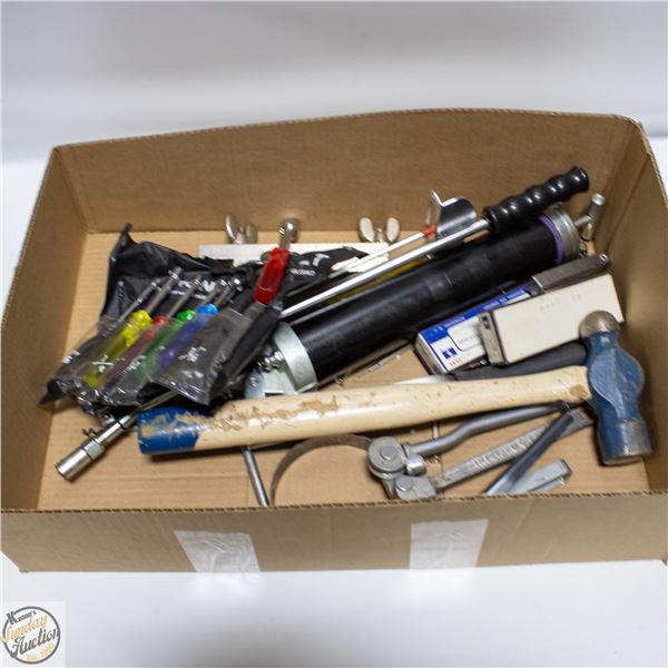 LOT OF MECHANIC TOOLS