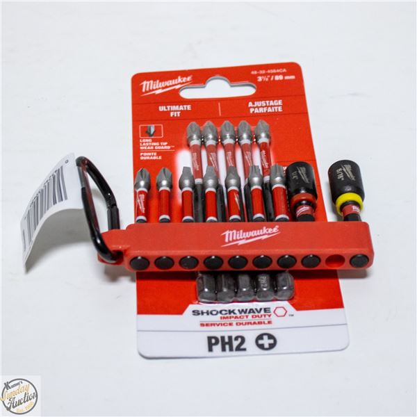2 PACKS OF MILWAUKEE NUT DRIVER AND SCREWDRIVER