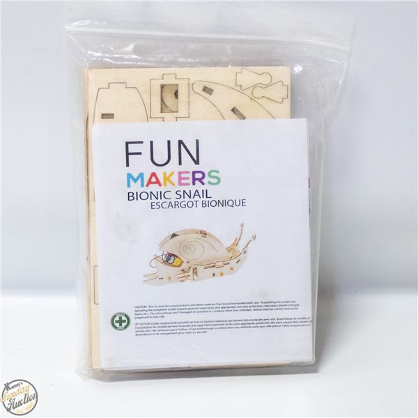 BIONIC SNAIL - ESCARGOT WITH MOTOR, TOOLS AND MORE