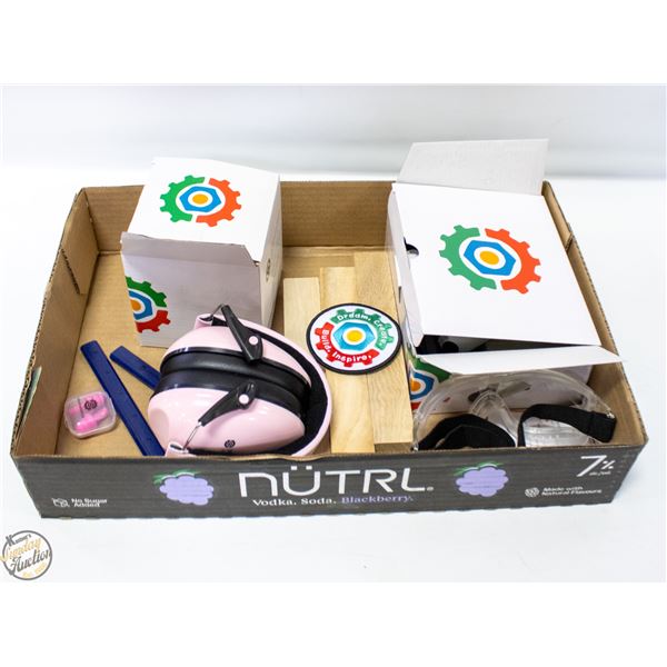 MINI MAKERS MONTHLY SETS WITH HOT GLUE GUN, STAND