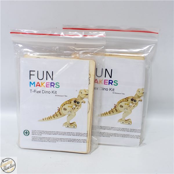2 X WIND UP T-REX DINOSAURS BUILDERS KITS