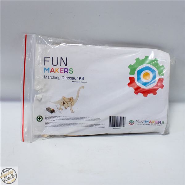 MARCHING DINOSAUR WITH MOTOR AND REMOTE CONTROL