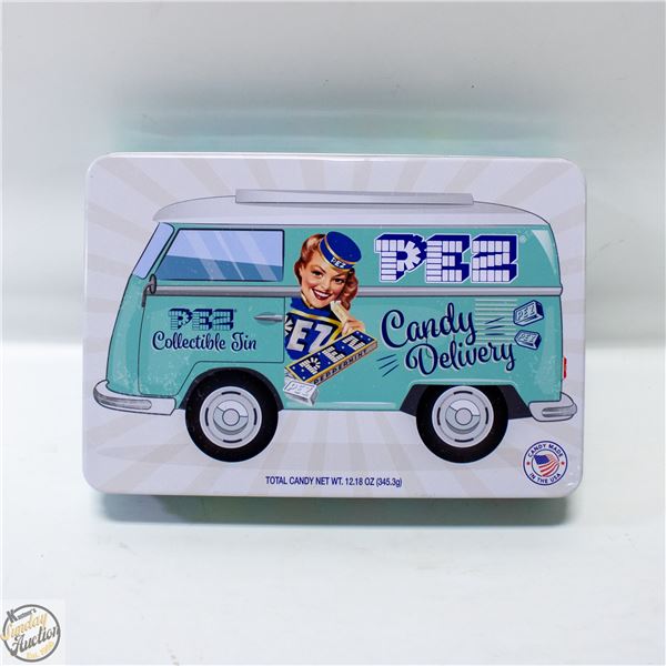 PEZ COLLECTIBLE TIN W/EXCLUSIVE PEZ BOY DISPENSER+