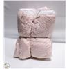 Image 1 : PINK FAUX FUR PLUSH COVERS NEW