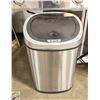 Image 1 : STAINLESS STEEL TRASH CAN 21 GALLON