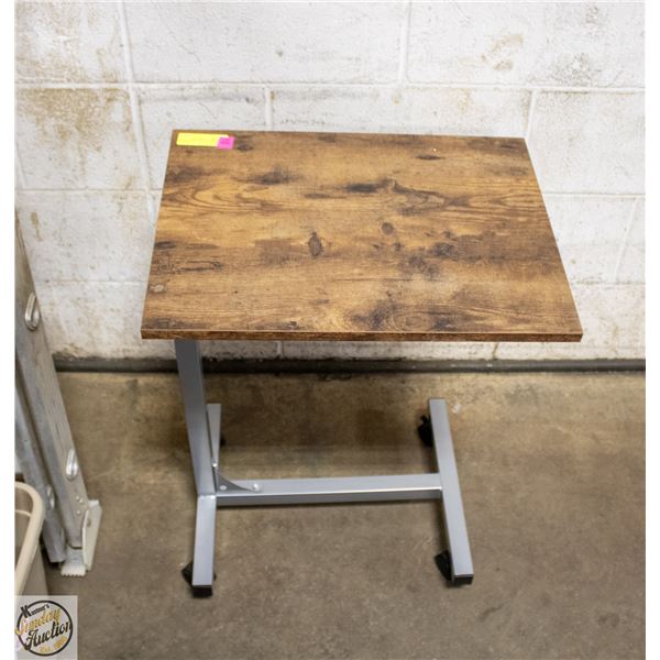 PORTABLE SIDE TABLE ON WHEELS ADJUSTABLE
