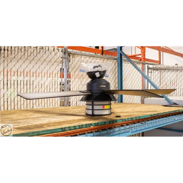 'HUNTER' CEILING FAN - BLADES L-22" W-6.25"