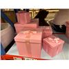 Image 1 : LOT DE 5 BOÎTES DE CADEAUX ROSE