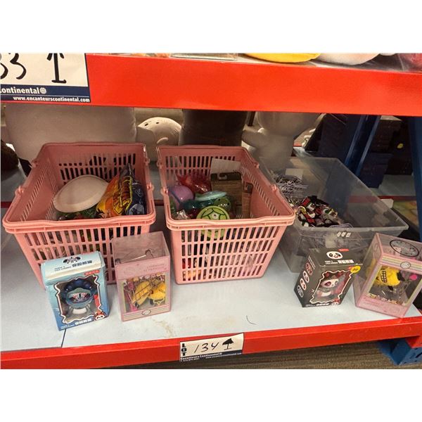 LOT DE JOUETS ASST