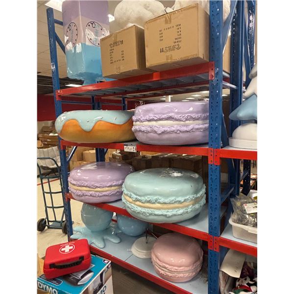 LOT DE 13pcs DE PRÉSENTOIRS ASST