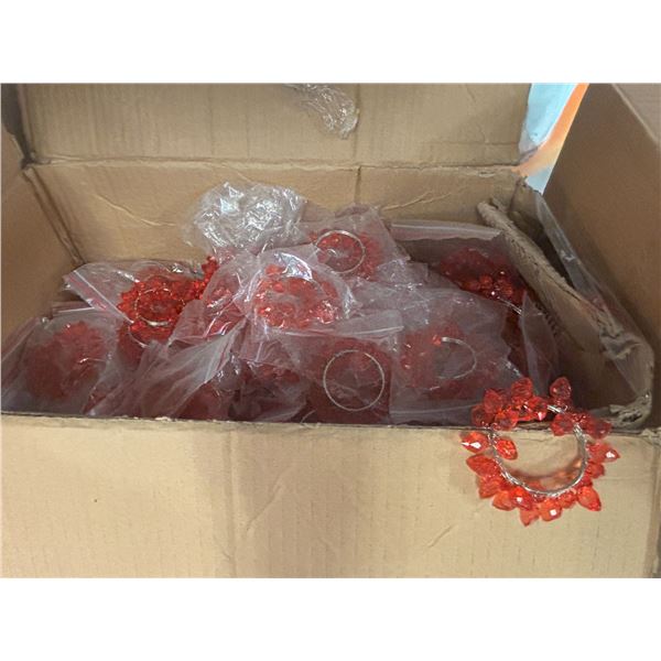 BTE DE 125+pcs PORTE-SERVIETTES