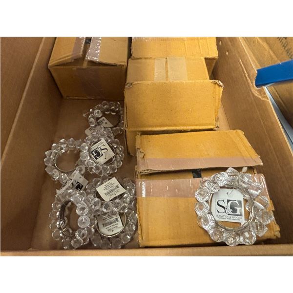BTE DE 48+pcs PORTE-SERVIETTES