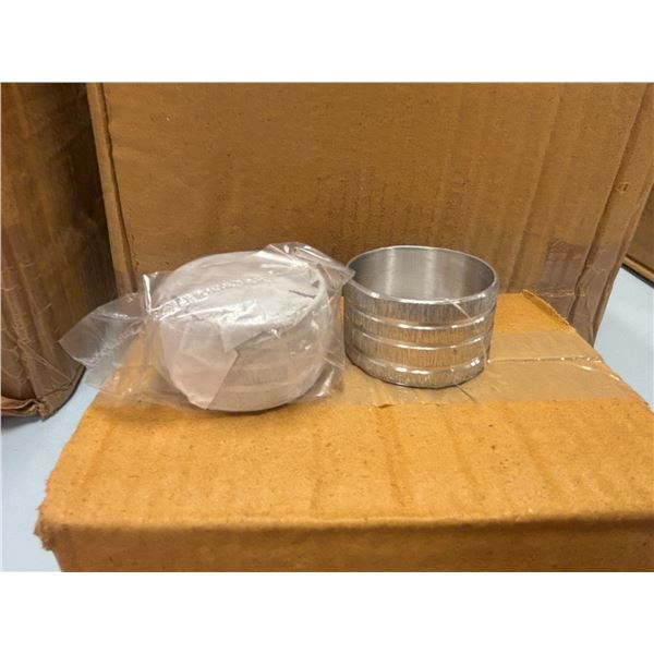 BTE DE 125+pcs PORTE-SERVIETTES