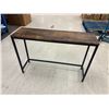 Image 1 : TABLE EN MÉTAL ET BOIS 42"x12"x28"