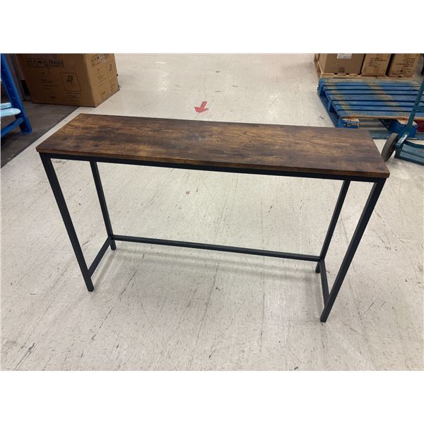 TABLE EN MÉTAL ET BOIS 42"x12"x28"