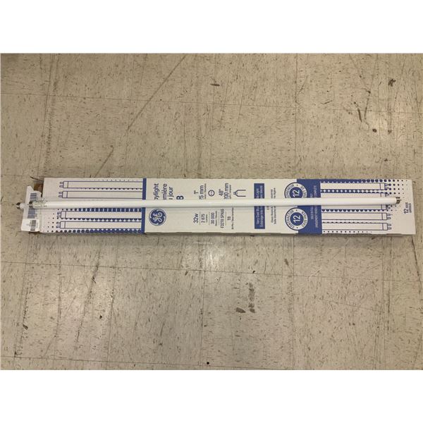 BTE DE 12 FLUORESCENTS GE ECOLUX  T8 48" 32w 2875 LUMENS 6500k