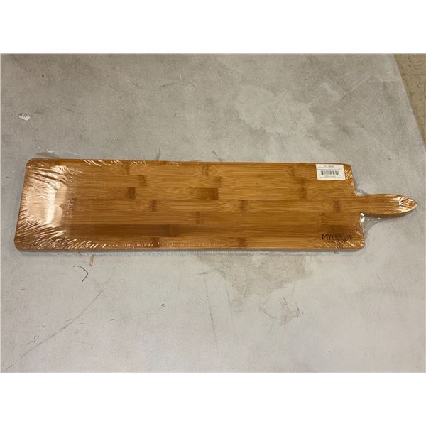 PLANCHE À DÉCOUPER EN BOIS 25"x6"