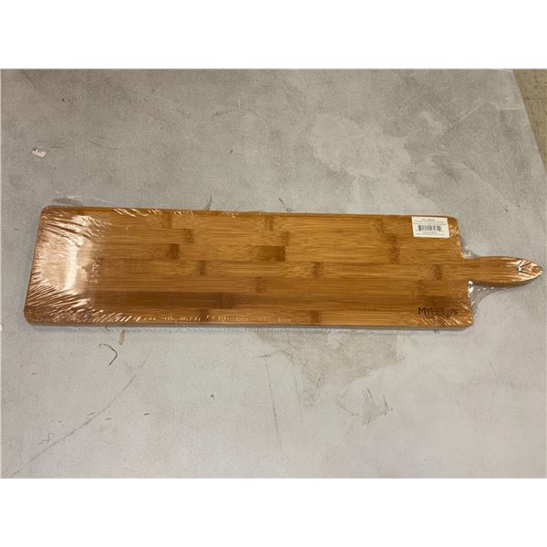 PLANCHE À DÉCOUPER EN BOIS 25"x6"